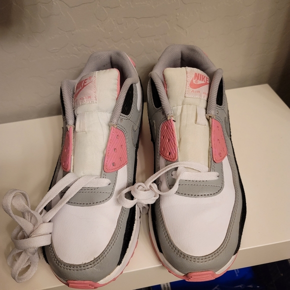 *SOLD*NIKE AIR MAX 90 SHOES - ROSE PINK - WOMEN'S SIZE 8 - Picture 4 of 5
